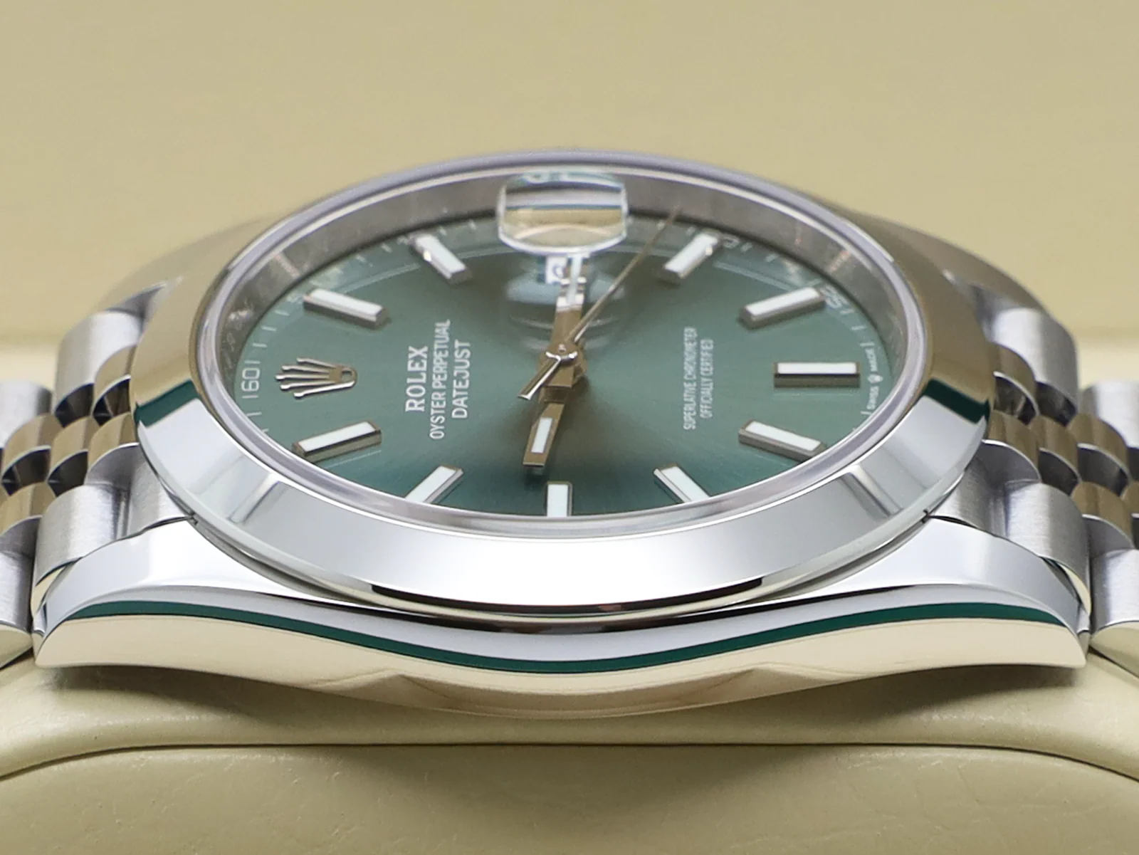 GENTS ROLEX DATEJUST 41mm 126300 STAINLESS STEEL MINT GREEN DIAL UNWORN 2025 UK B&P - Image 4