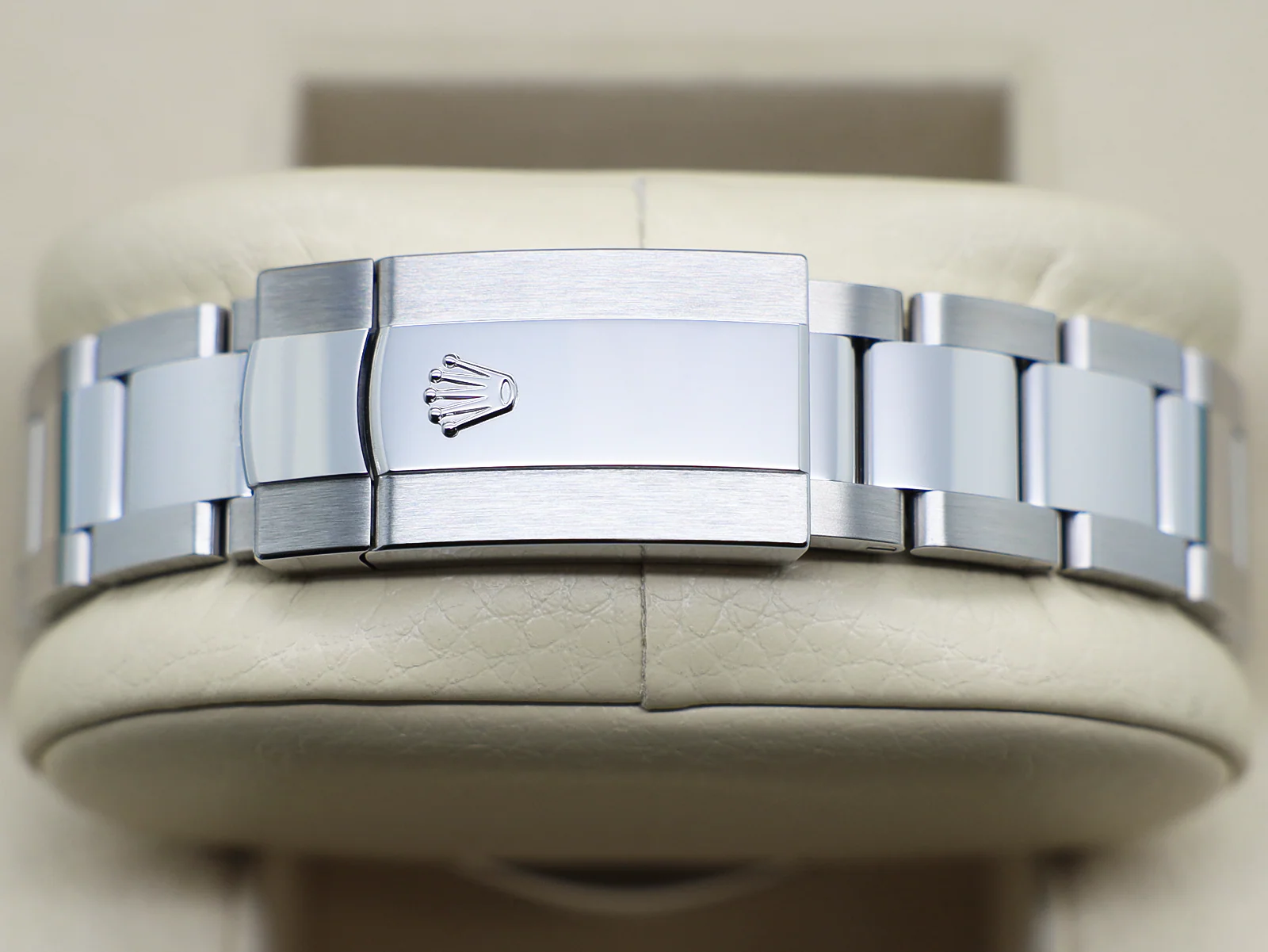 GENTS ROLEX DATEJUST 41mm 126300 STAINLESS STEEL WIMBLEDON DIAL UNWORN 2025 UK B&P - Image 5