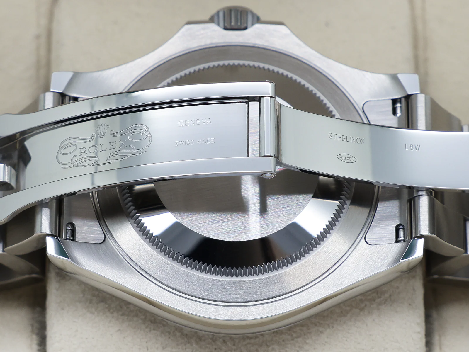 GENTS ROLEX YACHT-MASTER 40 126622 STAINLESS STEEL RHODIUM DIAL WARRANTY 2025 UK B&P - Image 9