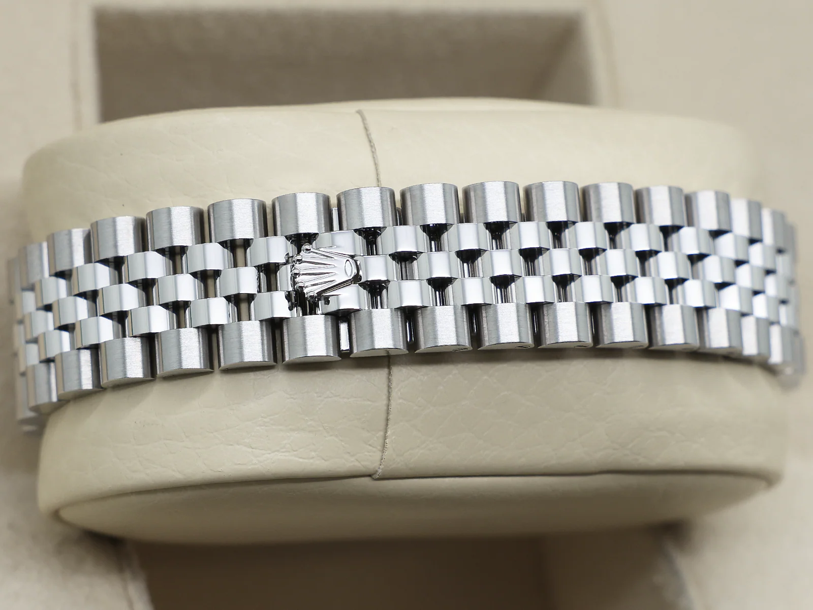 LADIES ROLEX DATEJUST MIDSIZE 31mm 278274 STEEL AZZURRO 'FLORAL' MOTIF DIAMOND DIAL UNWORN 2024 UK B&P - Image 5