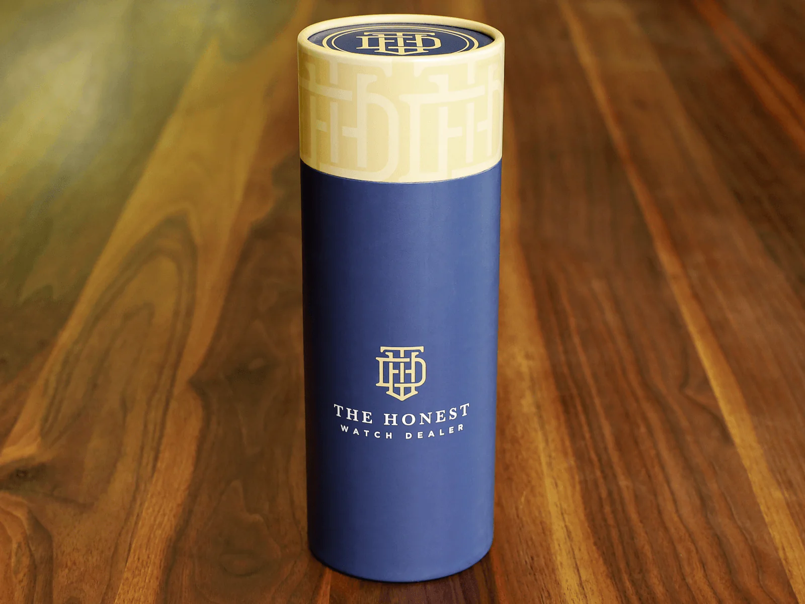 THE HONEST WATCH DEALER BLUE AND GOLD STAINLESS STEEL DRINKS CONTAINER WITH BOX - Image 3