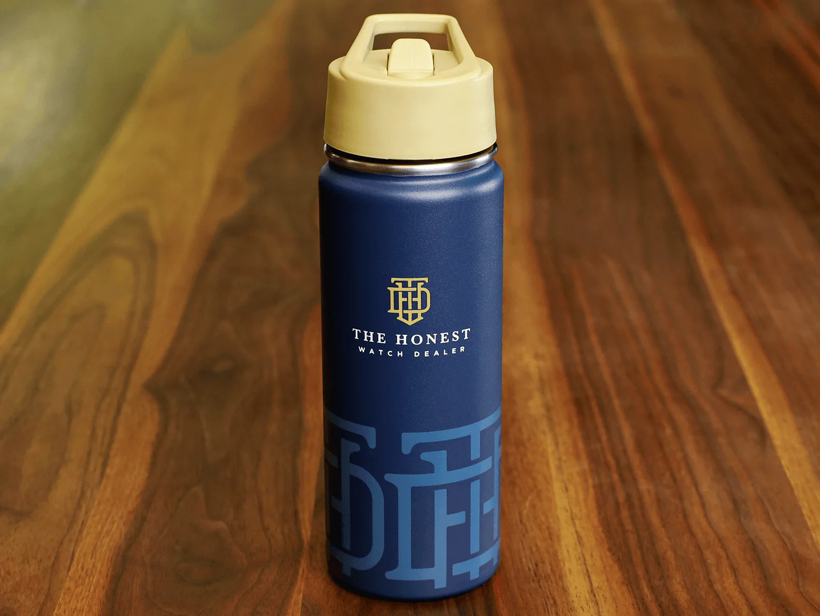 THE HONEST WATCH DEALER BLUE AND GOLD STAINLESS STEEL DRINKS CONTAINER WITH BOX - Image 7