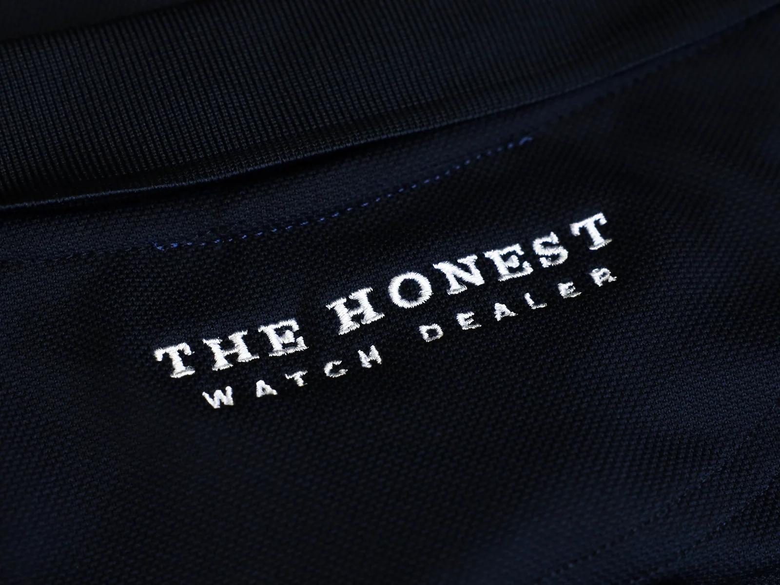 THE HONEST WATCH DEALER NYLON SPORTS POLO SHIRT IN NAVY BLUE - Image 4